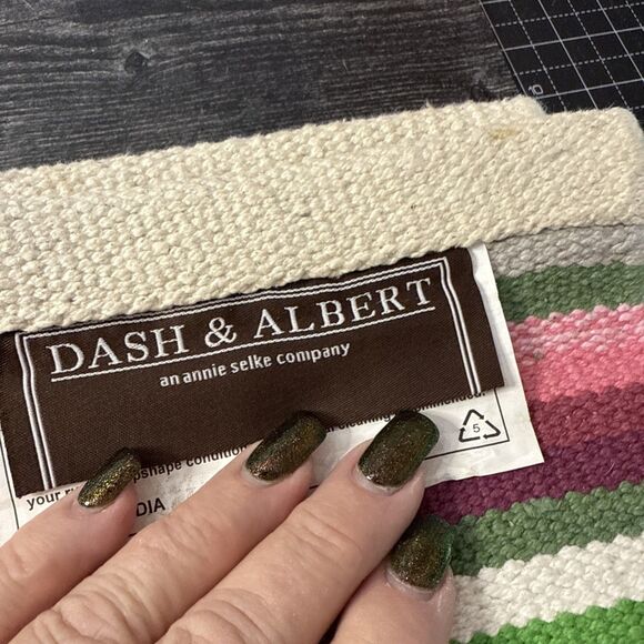 Dash & Albert Runner Rug 2.5 X 8 Feet - Picture 3 of 5